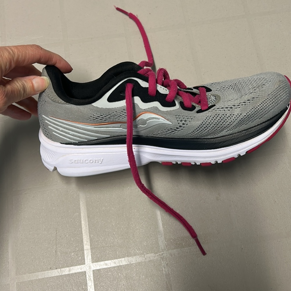 Saucony Ride 14 Running Shoes - Picture 8 of 13